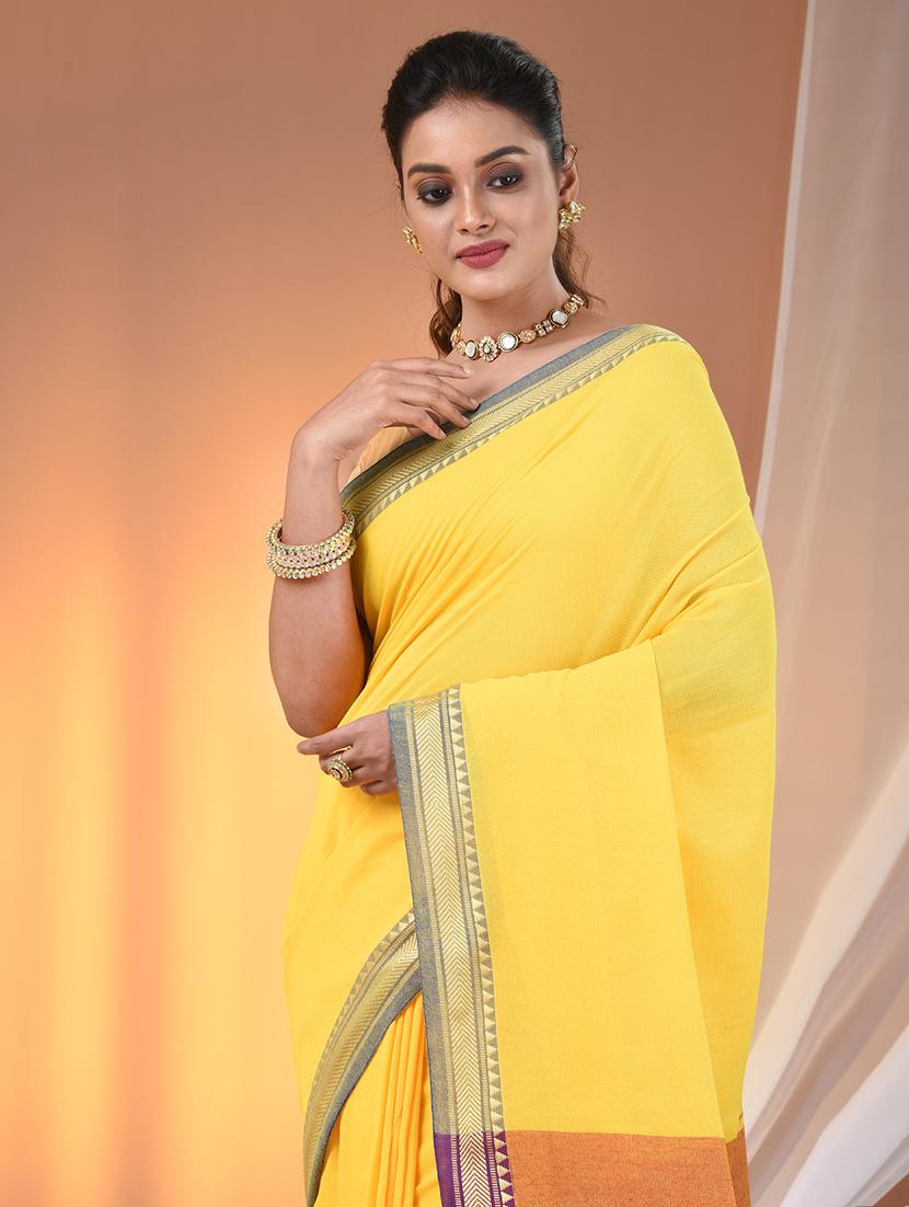 women solid handloom saree with blouse - 21905495 - Standard Image - 4