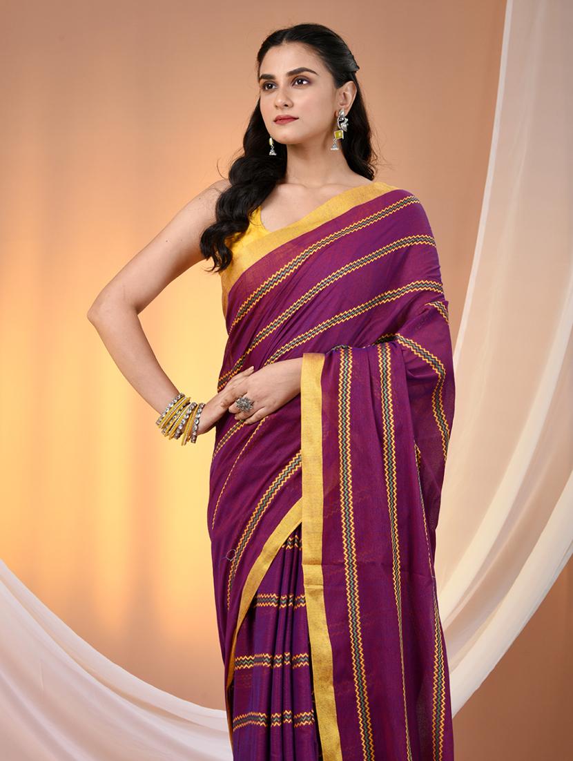 women striped handloom saree with blouse - 21905514 - Standard Image - 4