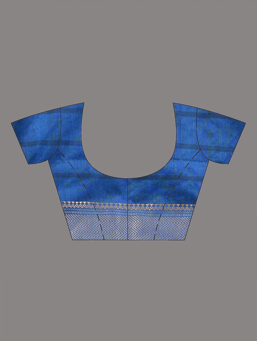 women striped handloom saree with blouse - 21905530 - Standard Image - 6