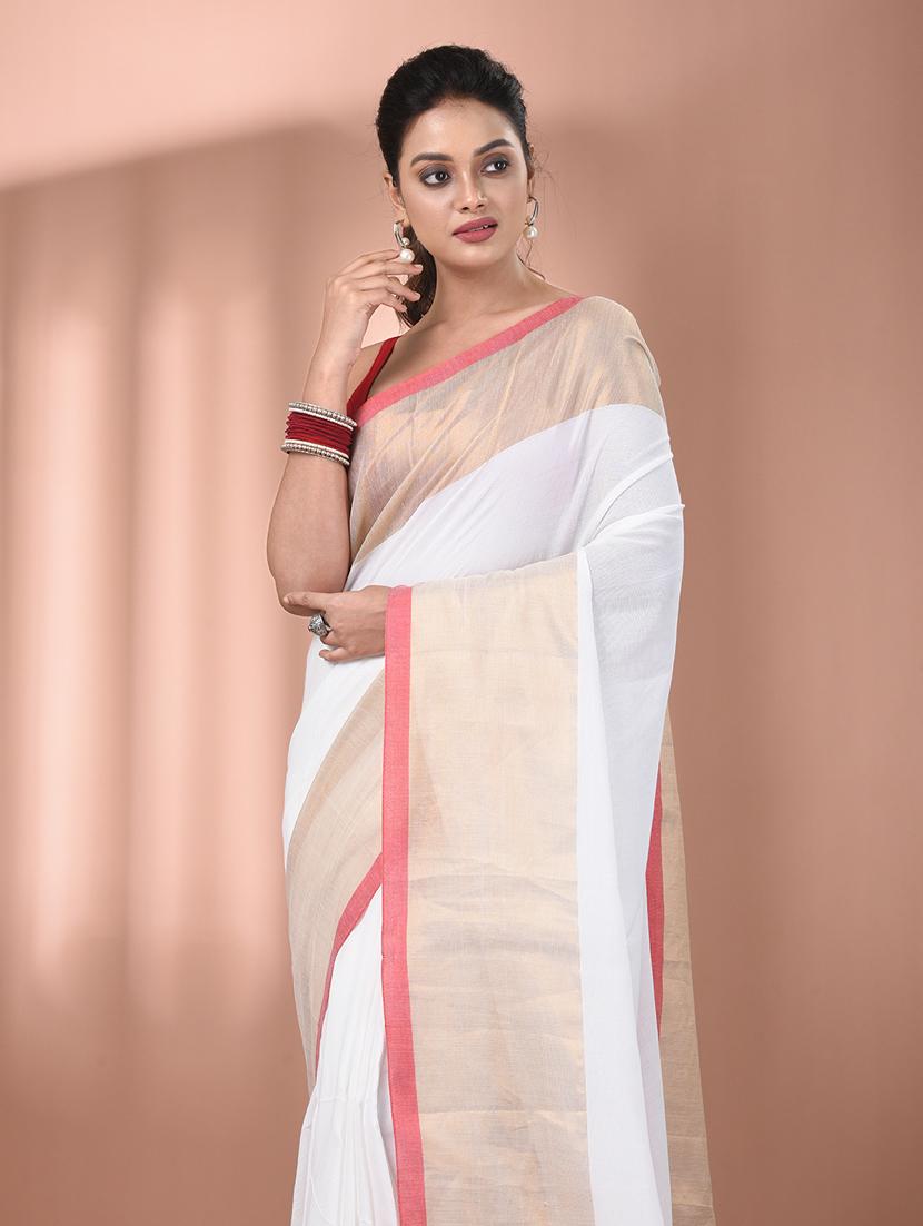 women white handloom saree with blouse - 21905536 - Standard Image - 4