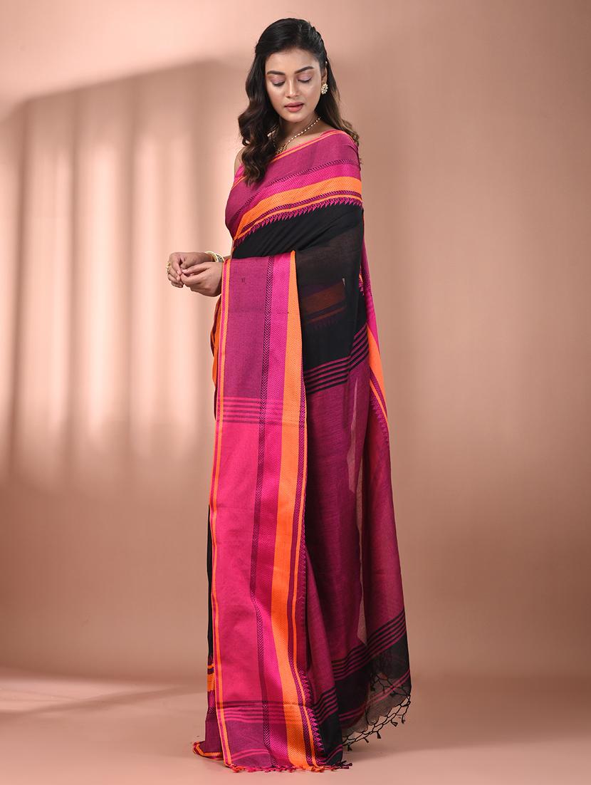 women black handloom saree with blouse - 21905544 - Standard Image - 1