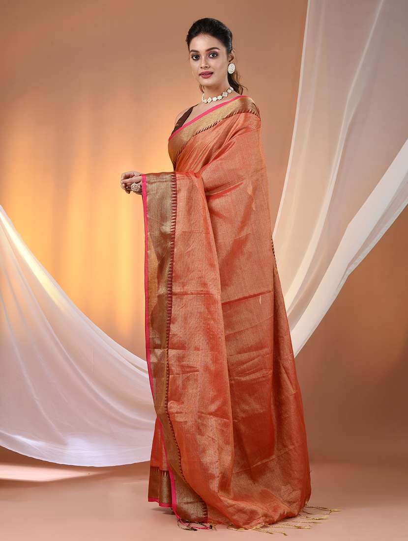 women solid with bordered handloom saree with blouse