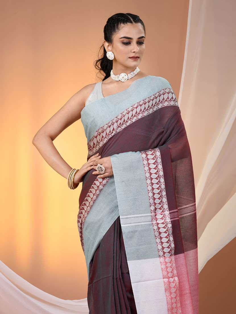 women maroon handloom saree with blouse - 21905575 -  Standard Image - 4