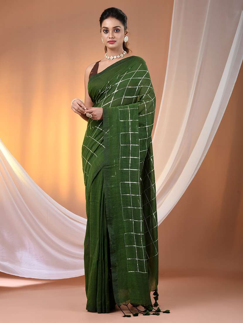 women checkered handloom saree with blouse