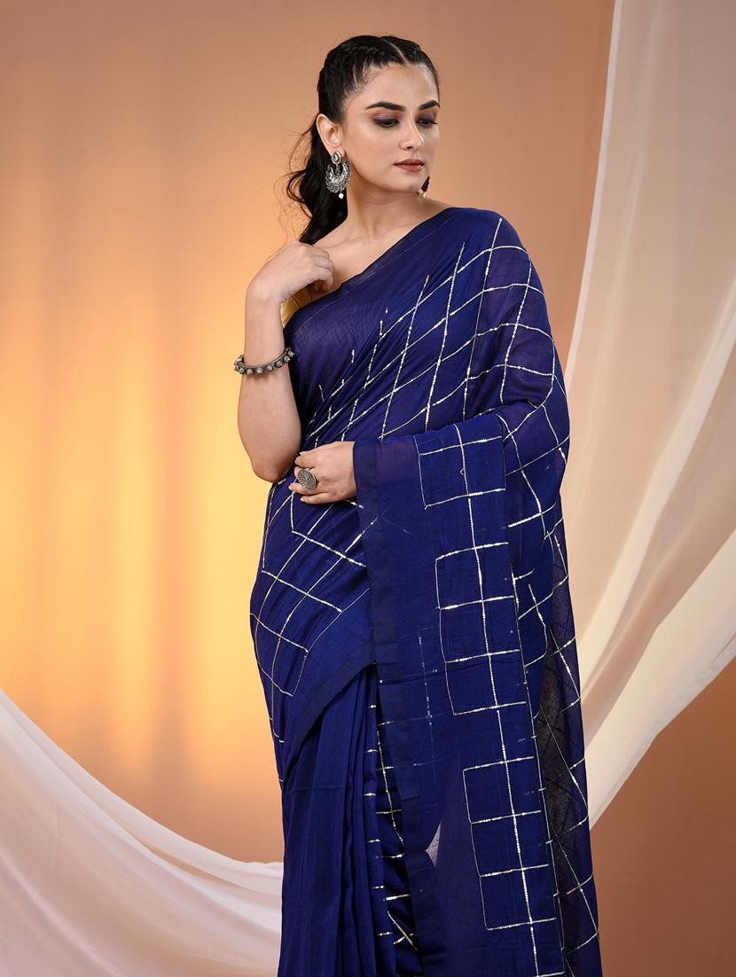women checkered handloom saree with blouse - 21905583 - Standard Image - 4