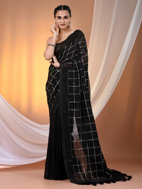 women checkered handloom saree with blouse - 21905584 - Standard Image - 0