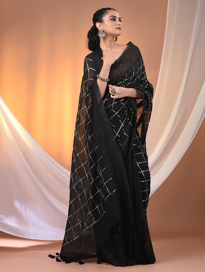 women checkered handloom saree with blouse - 21905584 - Standard Image - 1