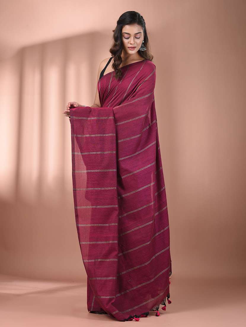women striped handloom saree with blouse - 21905603 -  Standard Image - 1