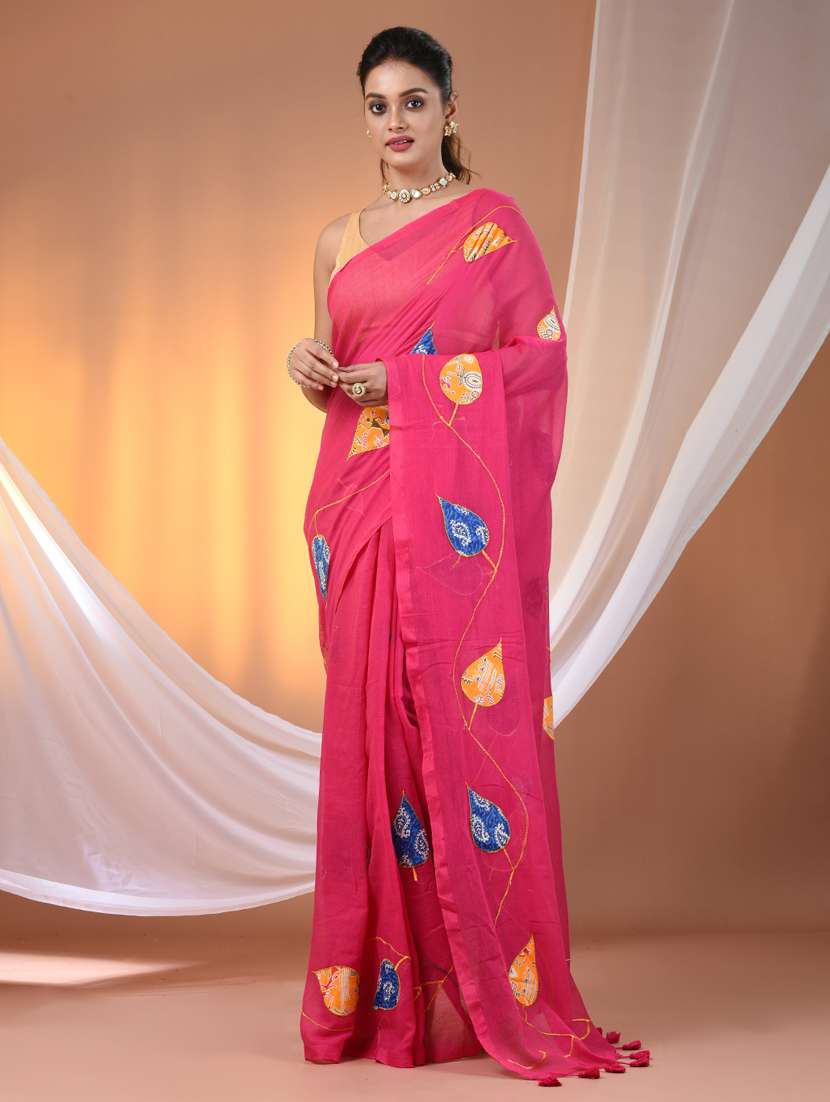 women pink handloom saree