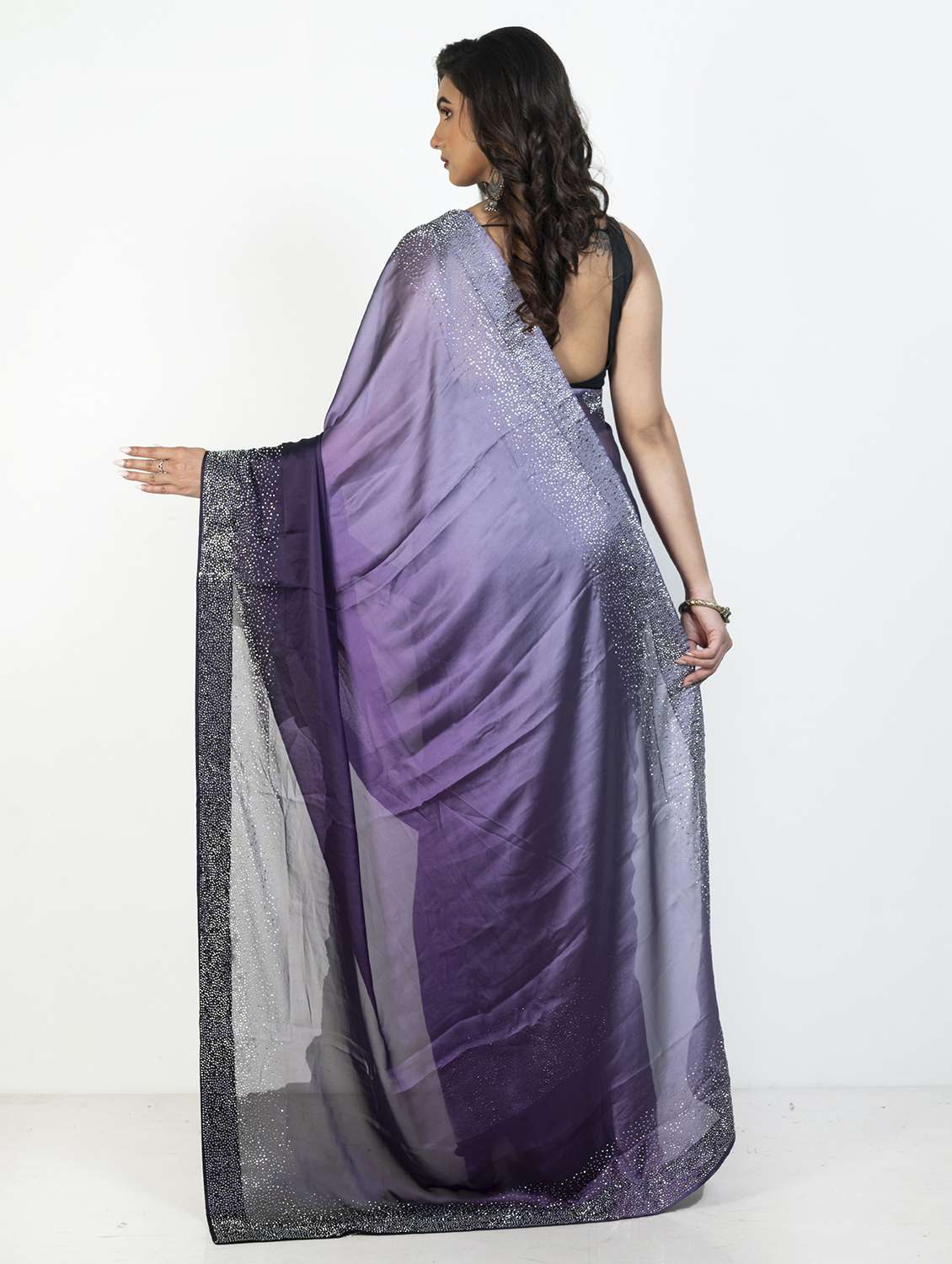 women ombre embellished saree with blouse - 21905657 -  Standard Image - 1