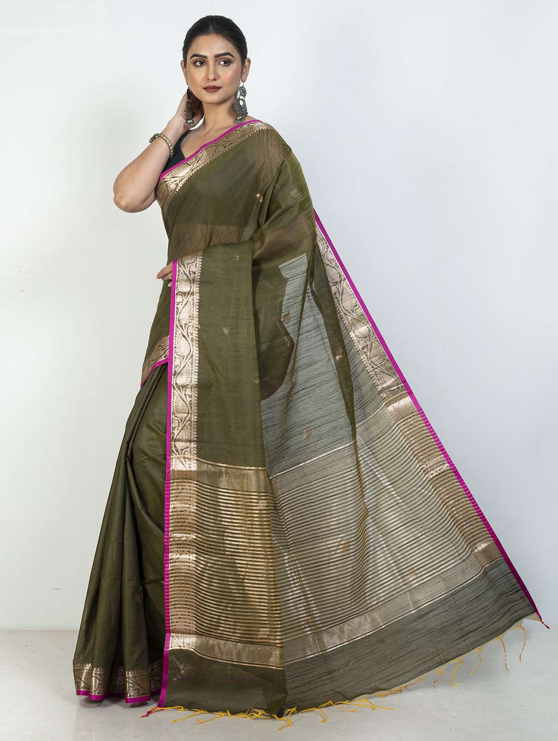 women self design bordered saree with blouse - 21905682 -  Standard Image - 1