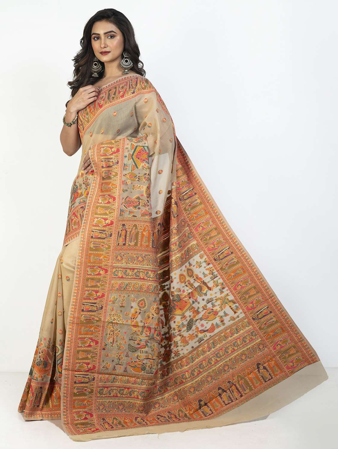 women self design bordered saree with blouse - 21905732 - Standard Image - 1