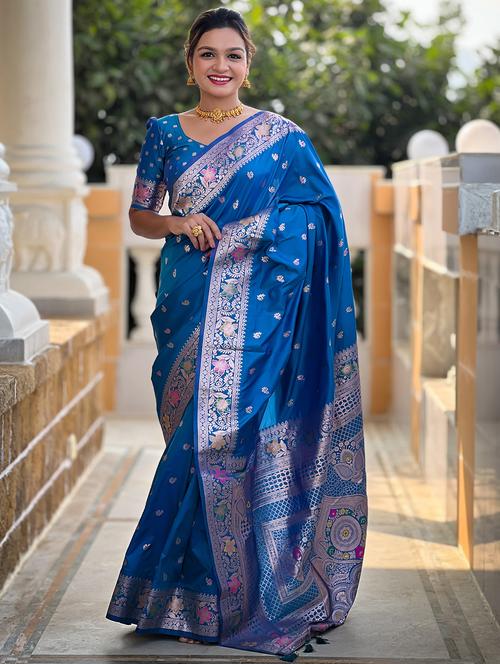 women self design banarasi saree with blouse - 21905763 - Standard Image - 0