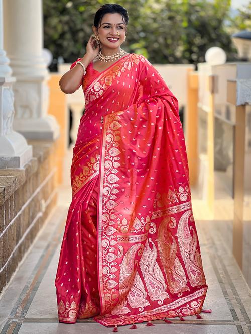 women self design banarasi saree with blouse - 21905774 - Standard Image - 0