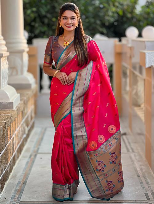 women self design paithani saree with blouse - 21905784 - Standard Image - 0