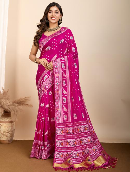 women ikat printed saree with blouse - 21905795 -  Standard Image - 0