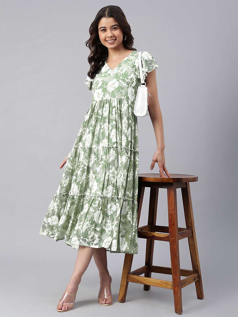 women green printed v neck tiered dress