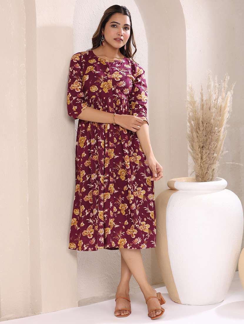 women maroon floral printed fit & flare dress