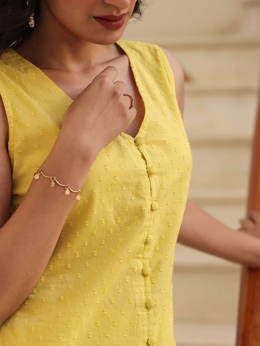 women yellow self design kurta pant set - 21906155 -  Standard Image - 4