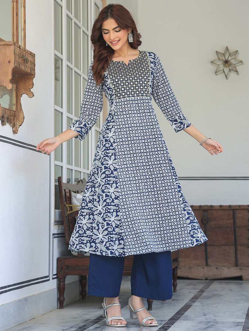 women three quarter sleeve kurta pant with dupatta set - 21906160 -  Standard Image - 1