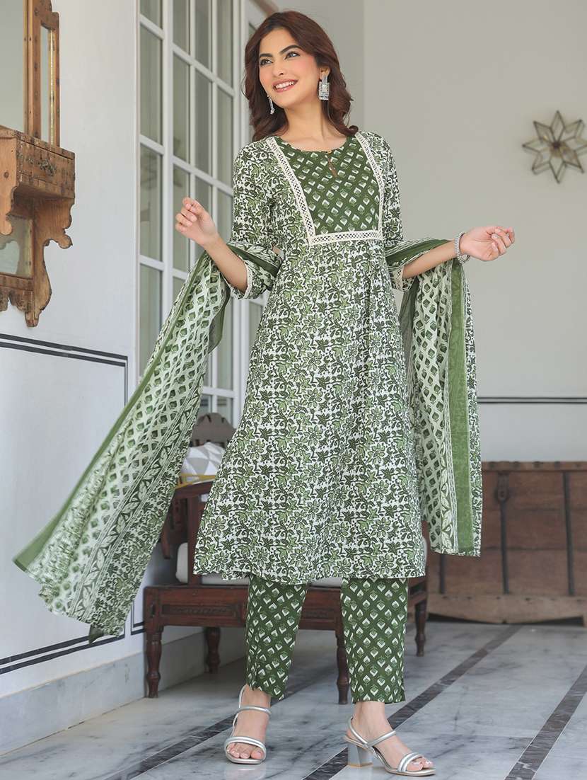 women three quarter sleeve kurta pant with dupatta set - 21906191 -  Standard Image - 1