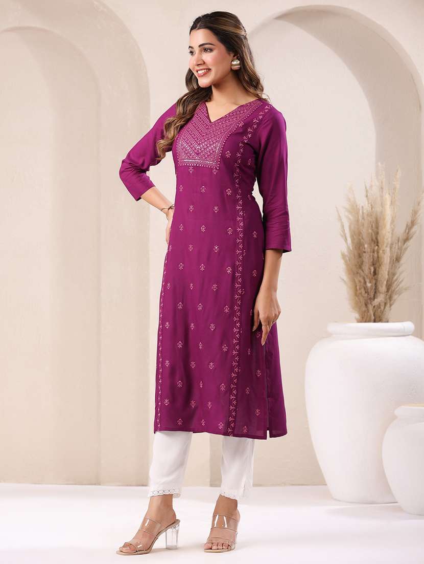 women three quarter sleeve straight kurta - 21906198 -  Standard Image - 1