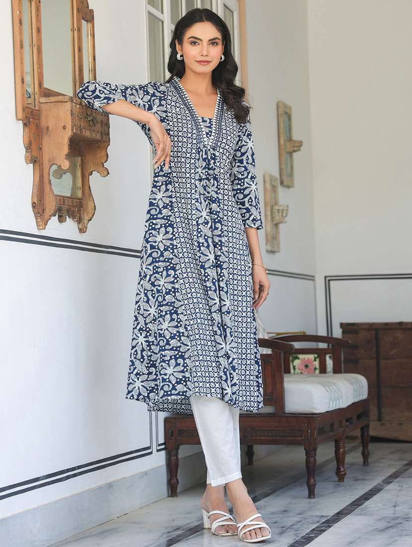women three quarter sleeve a-line kurta