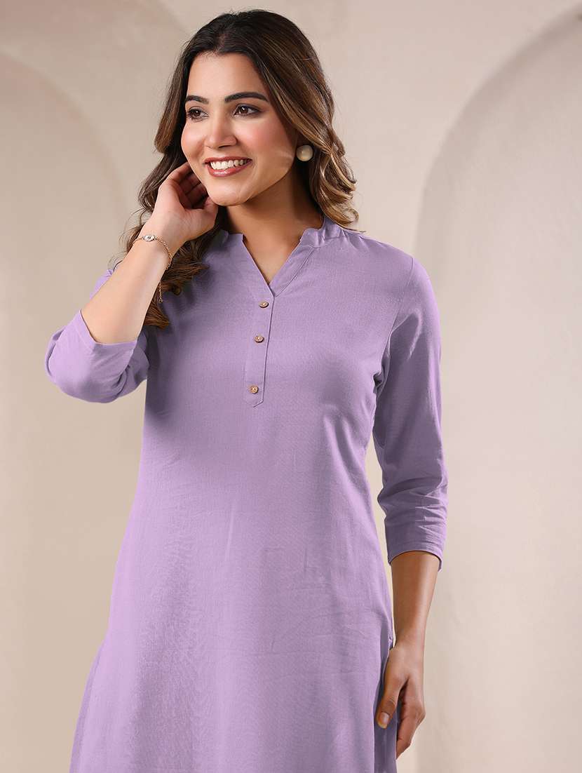 women solid three quarter sleeve straight kurta - 21906211 -  Standard Image - 4