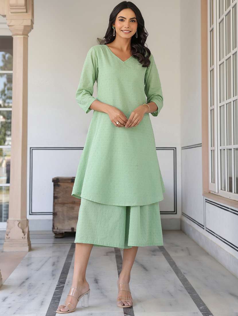 women three quarter sleeve kurta palazzo set