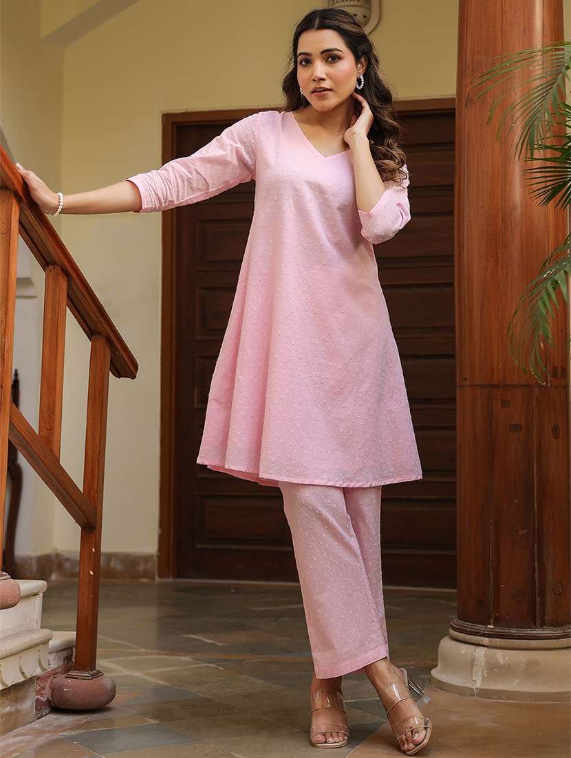 women three quarter sleeve kurta pant set - 21906213 -  Standard Image - 1