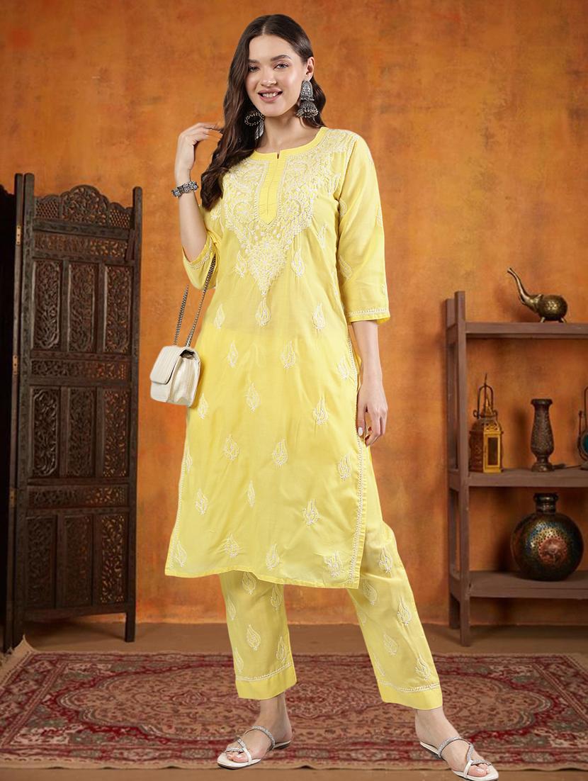 women three quarter sleeve chikankari kurta pant set - 21906320 - Zoom Image - 0