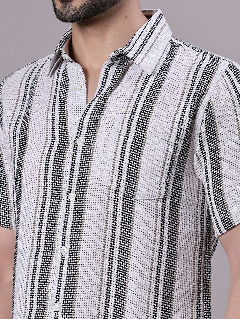 men striped short sleeve regular fit casual shirt - 21906394 -  Standard Image - 4