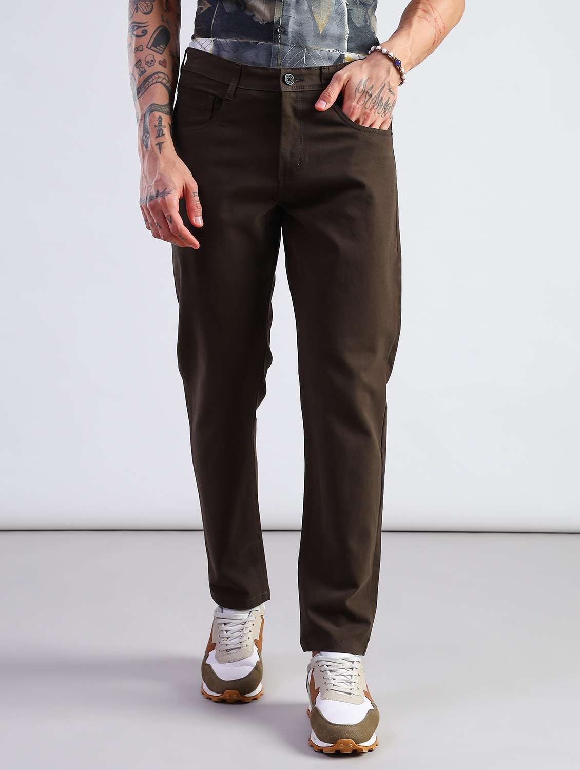 men solid mid rise chinos casual trouser - 21906411 -  Standard Image - 1