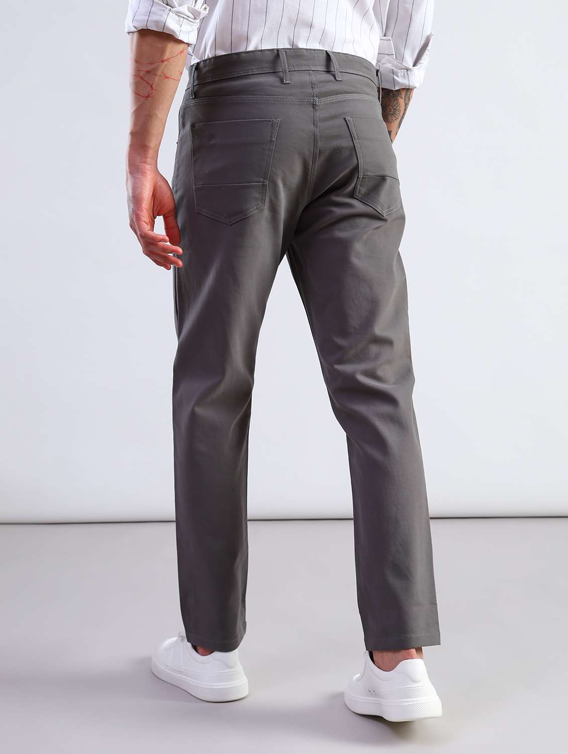 men solid mid rise chinos casual trouser - 21906412 -  Standard Image - 4