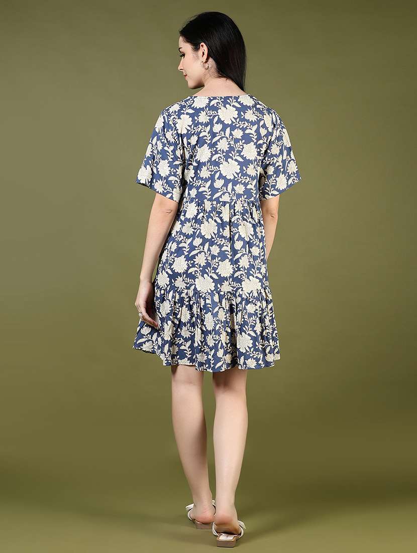 women floral print short sleeve tiered dress - 21906662 - Standard Image - 4
