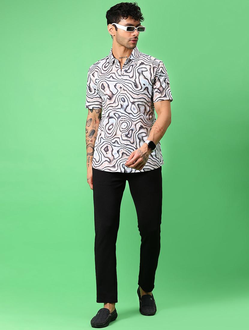 men solid mid rise straight fit chinos - 21906771 - Standard Image - 4