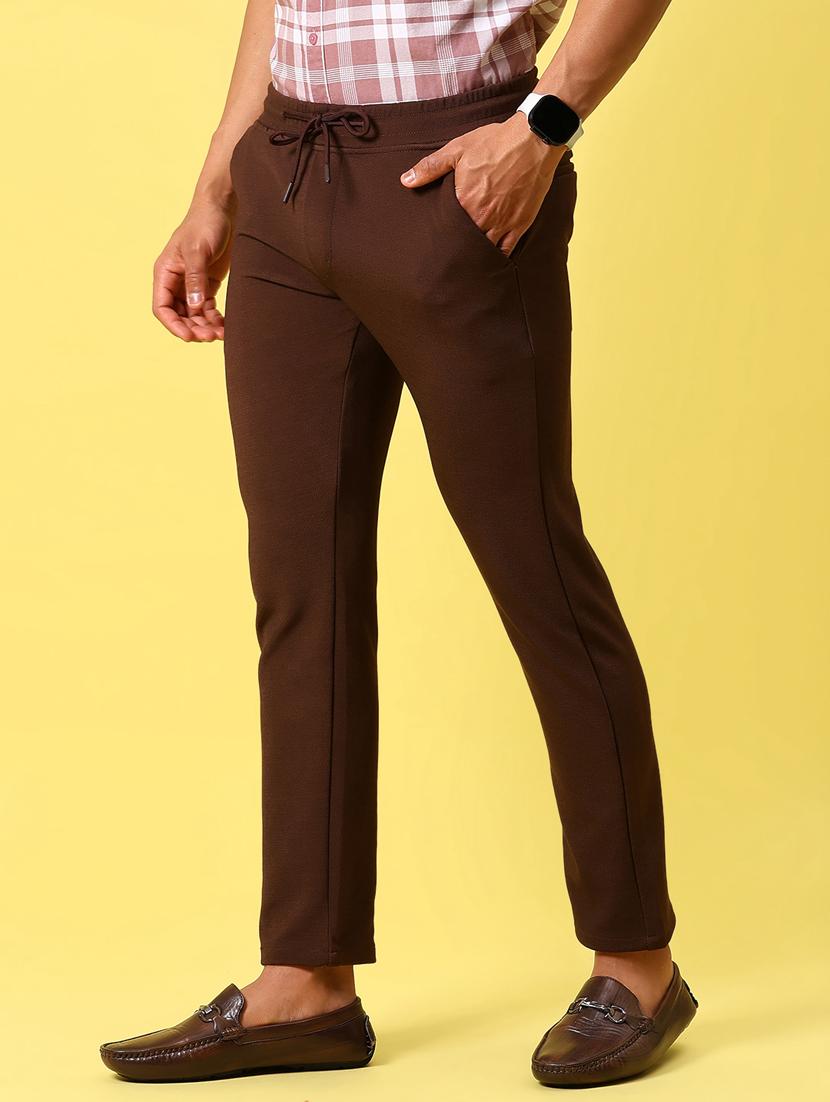 men solid mid rise slim fit chinos - 21906774 - Standard Image - 4