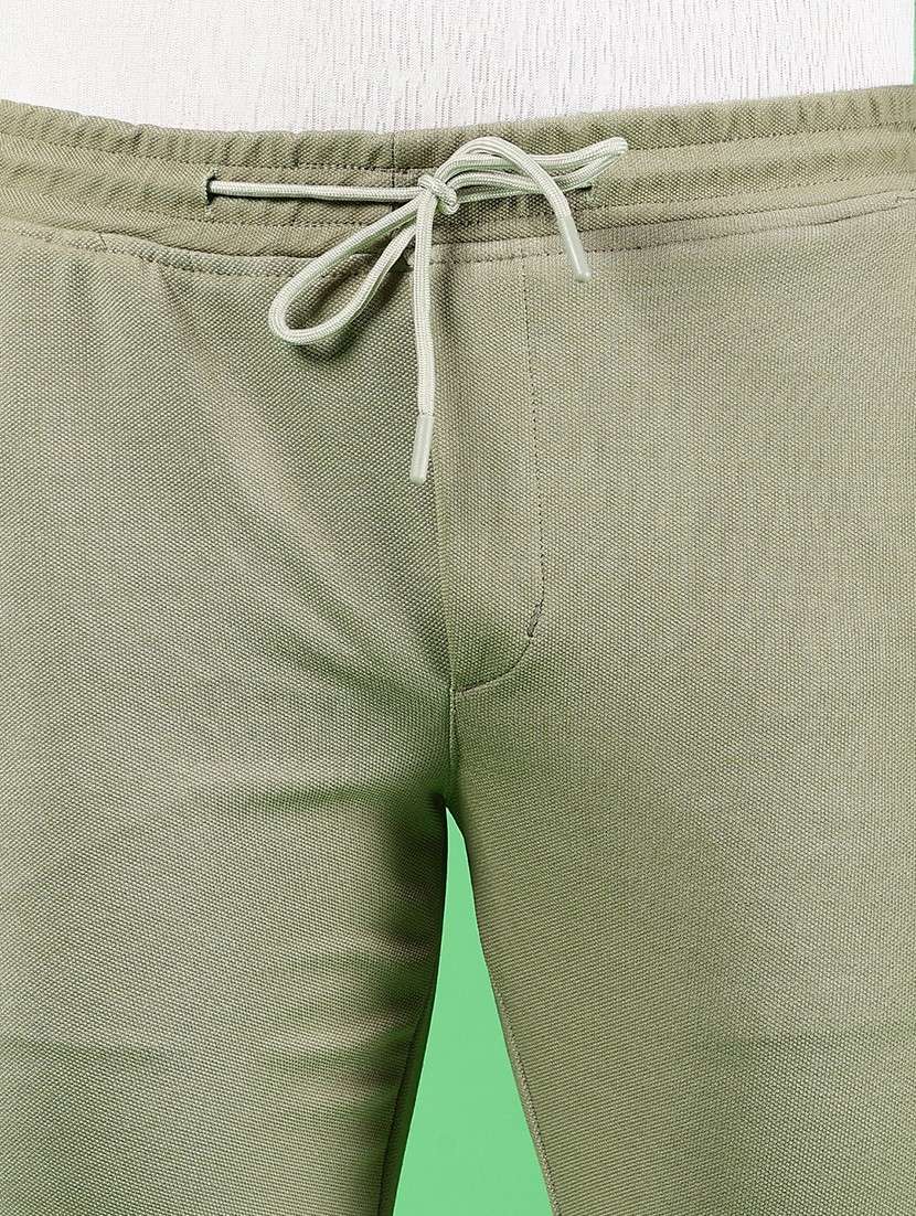 men solid md rise casual chinos  - 21906789 -  Standard Image - 4