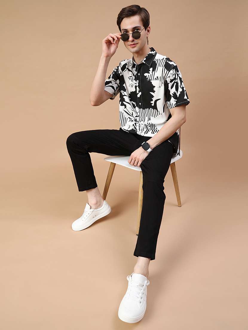 men printed collared short sleeve casual shirt - 21906809 -  Standard Image - 4