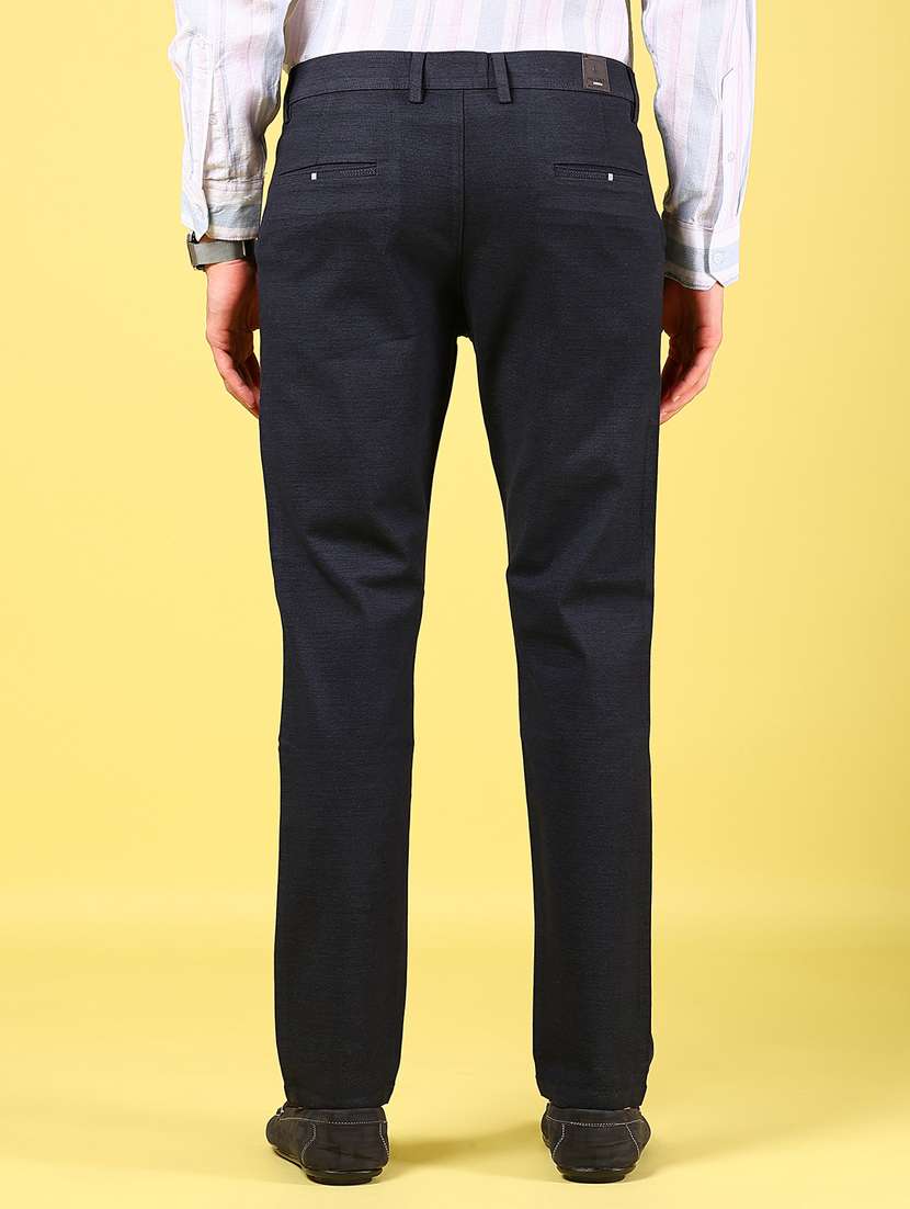 men solid mid rise straight fit chinos  - 21906853 -  Standard Image - 4