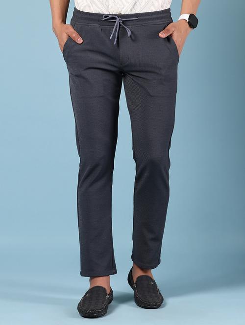 men solid mid rise slim fit chinos - 21907585 - Standard Image - 0