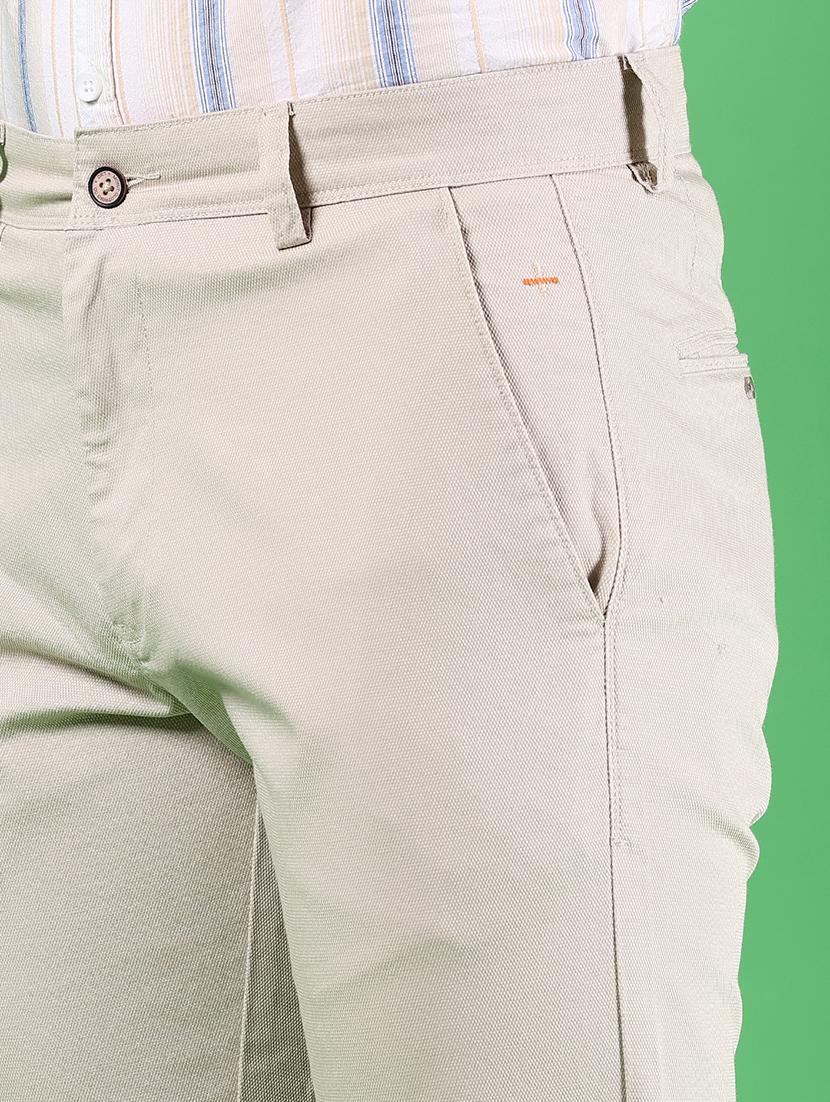 men solid md rise flat front casual chinos - 21907593 - Standard Image - 4