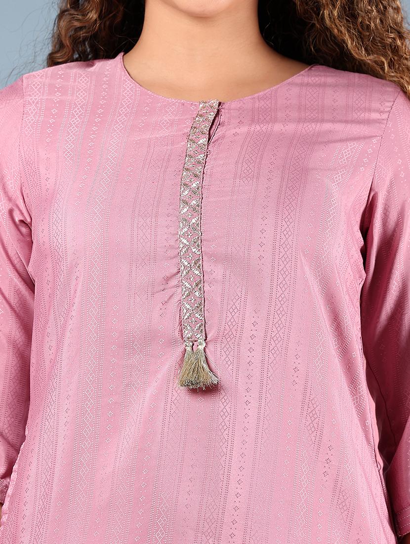 women three quarter sleeve straight kurta - 21907642 - Standard Image - 4