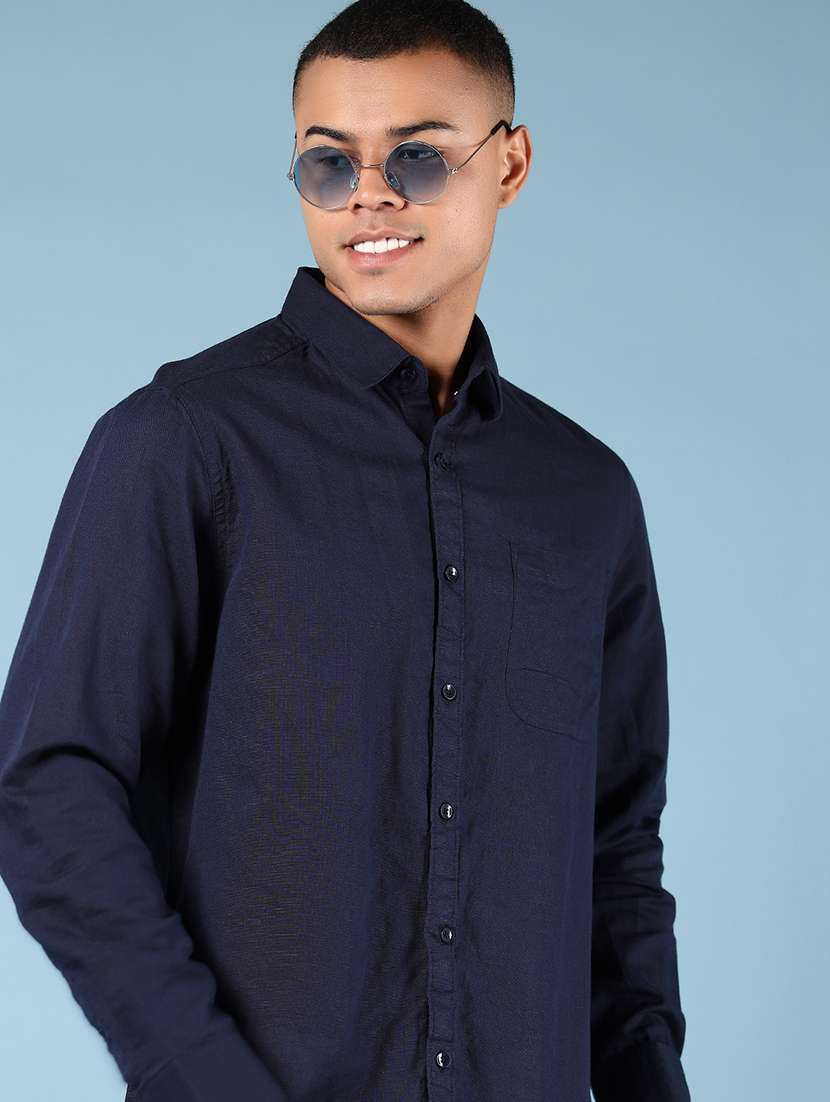 men solid collared long sleeve shirt