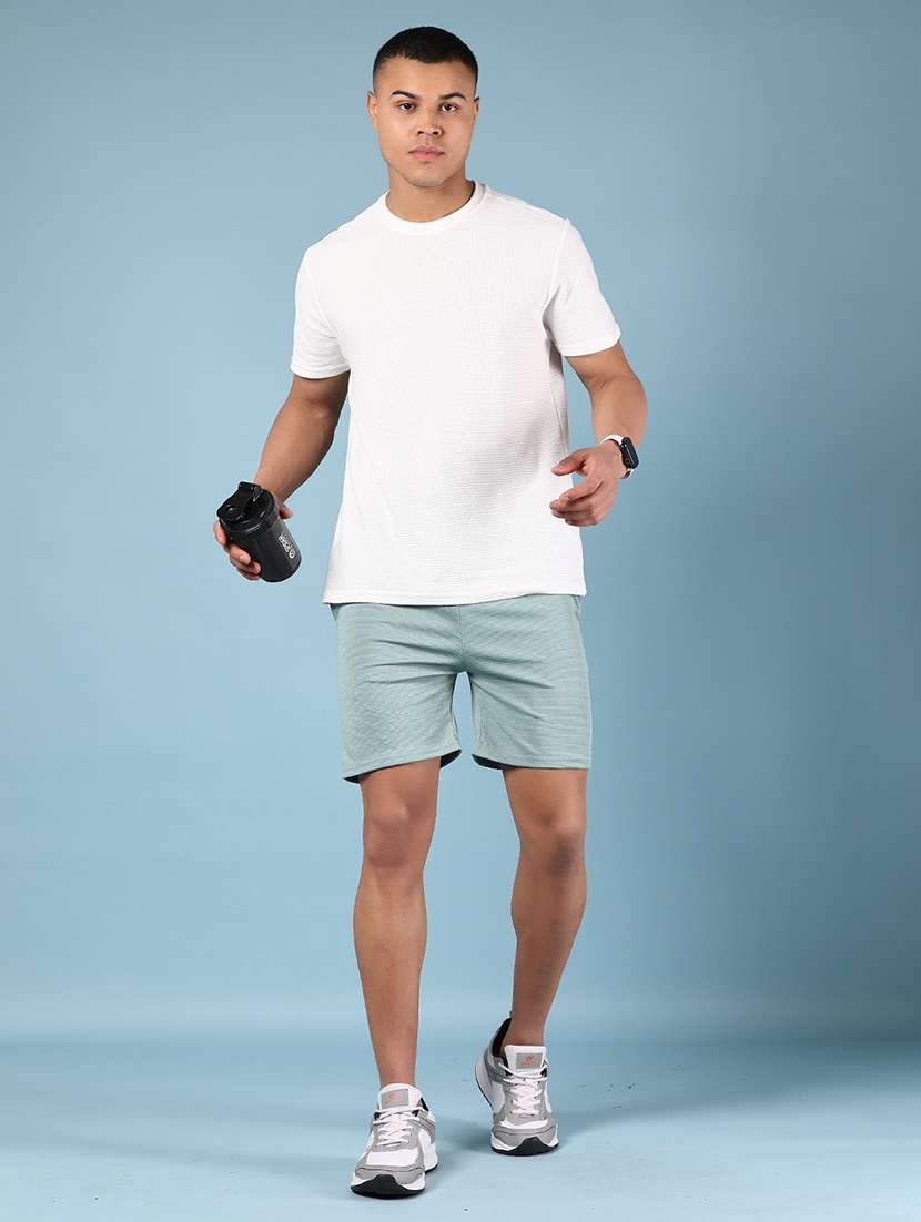men solid mid rise regular fit sport shorts - 21907654 -  Standard Image - 4