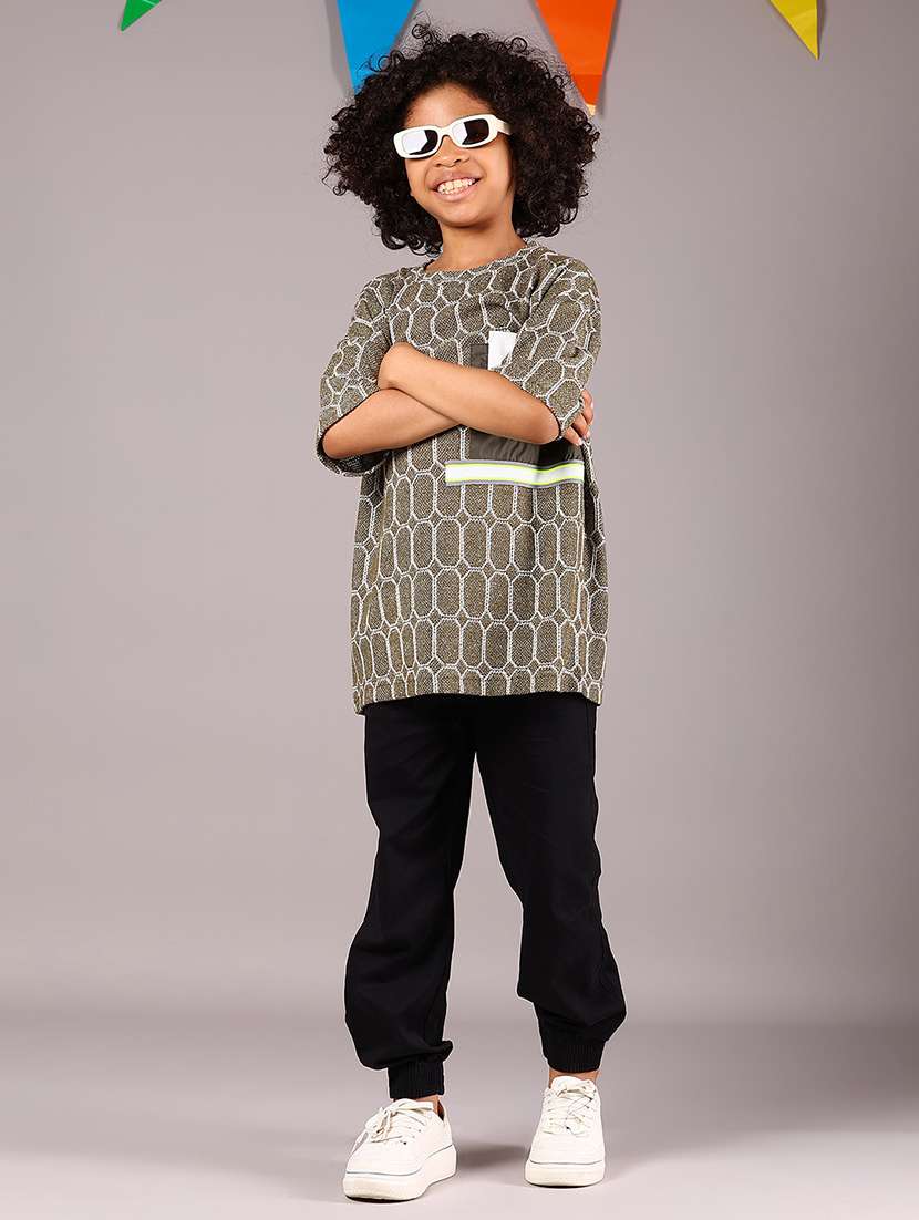 boys self design short sleeve casual t-shirt - 21907684 -  Standard Image - 4