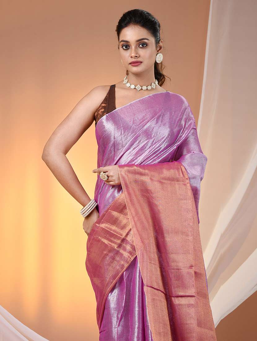 women lavender handloom saree with blouse - 21908339 -  Standard Image - 4