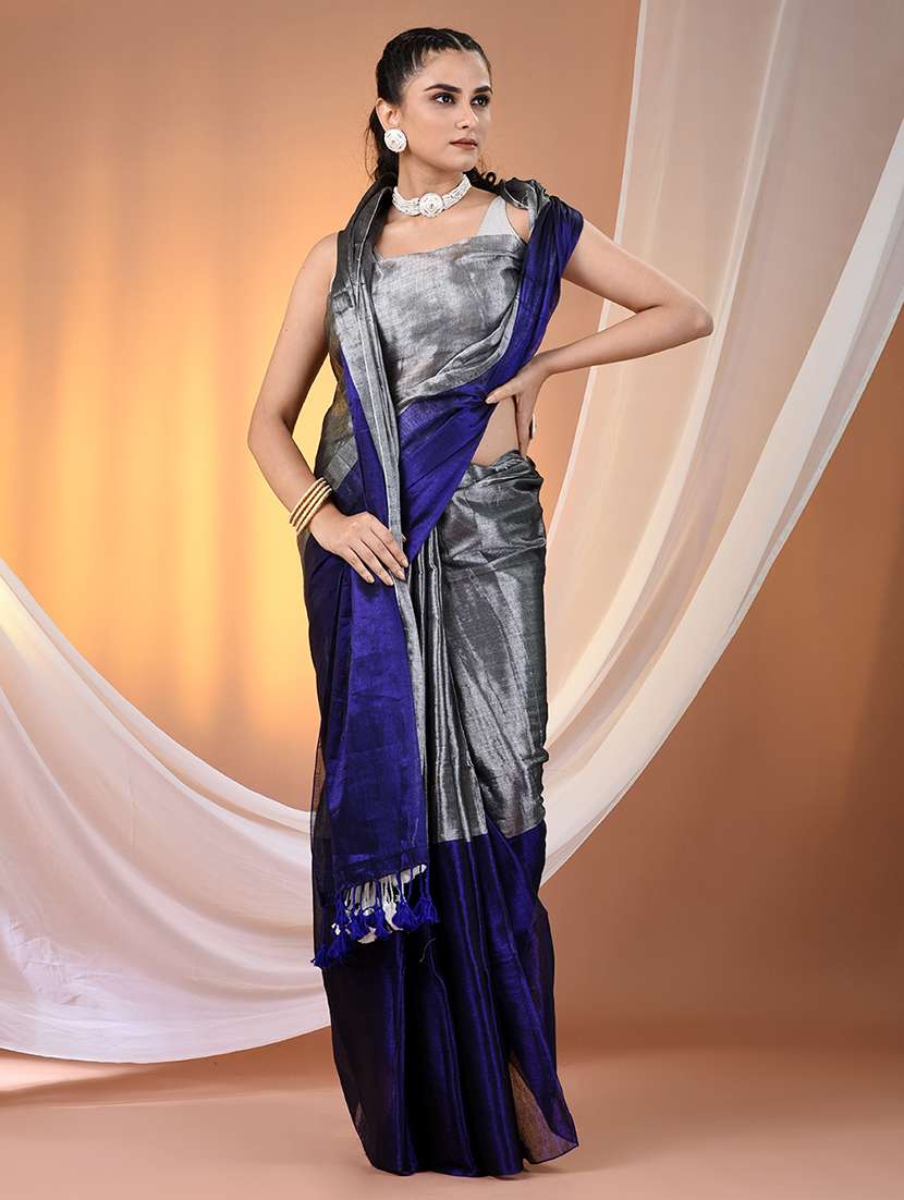women grey handloom saree with blouse - 21908341 -  Standard Image - 1