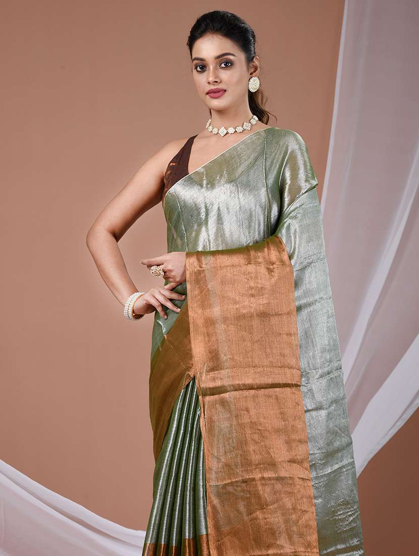 women green handloom saree with blouse - 21908345 -  Standard Image - 4