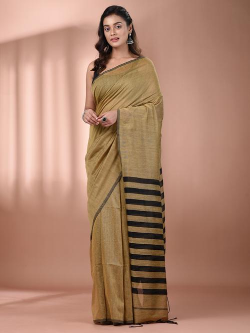 women solid handloom saree with blouse - 21908373 - Standard Image - 0